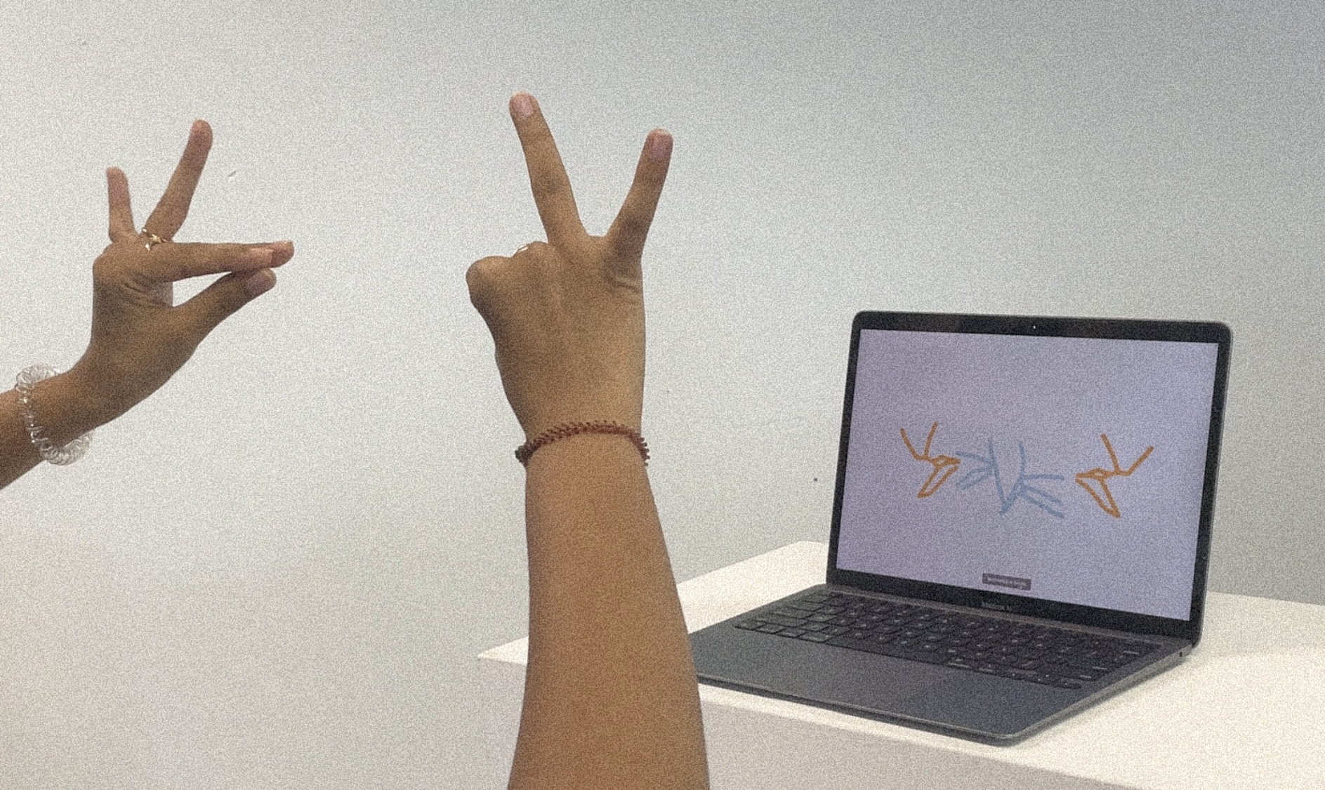 Virtual hand responding to gestures
