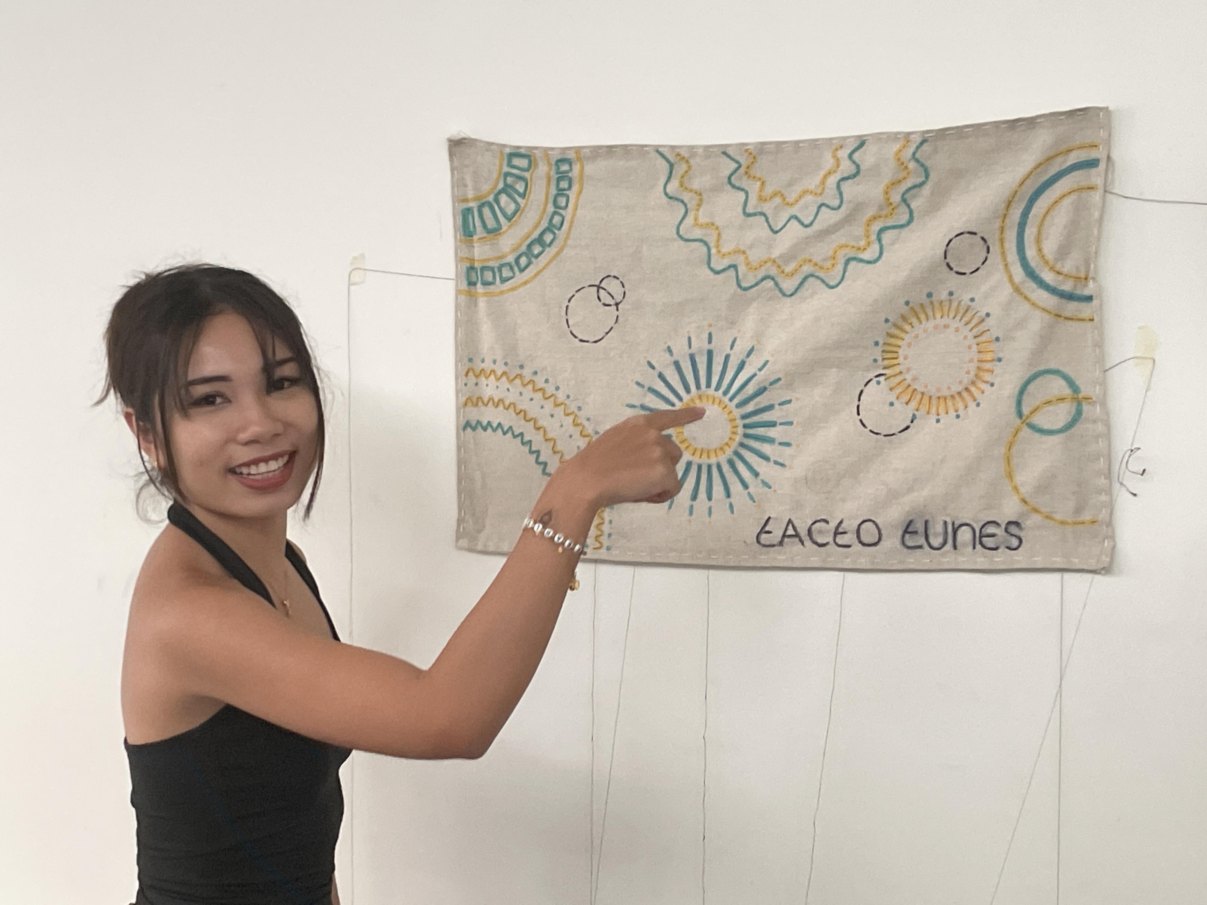 User interacting with Tacto-Tunes playmat